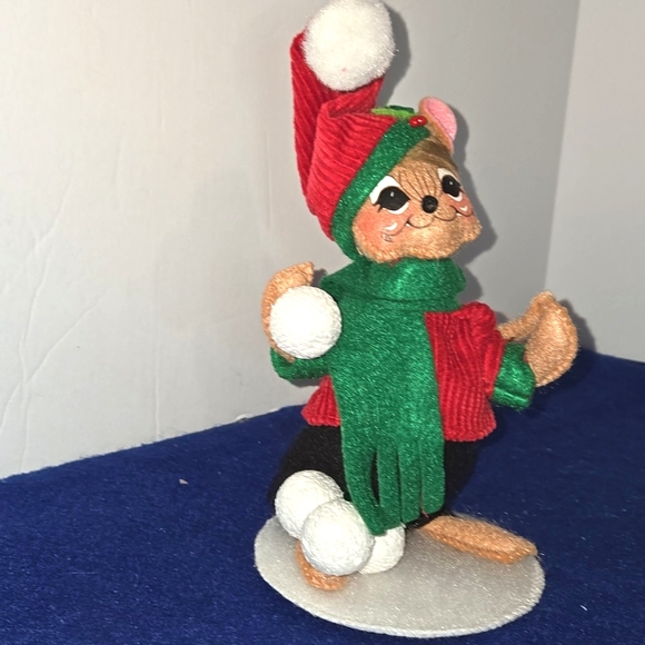 Annalee 2019' Holiday Snowball Mouse 8"High - Picture 3 of 6
